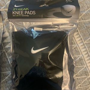 Nike streak knee pads size Xl/xxl